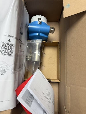 Endress+Hauser Soliphant FTM50 सीरीज पॉइंट लेवल स्विच लेवल स्विच, फ्लश माउंट, एल्यूमीनियम, पॉलिएस्टर, स्टेनलेस FTM50-2GG2A4A32AA